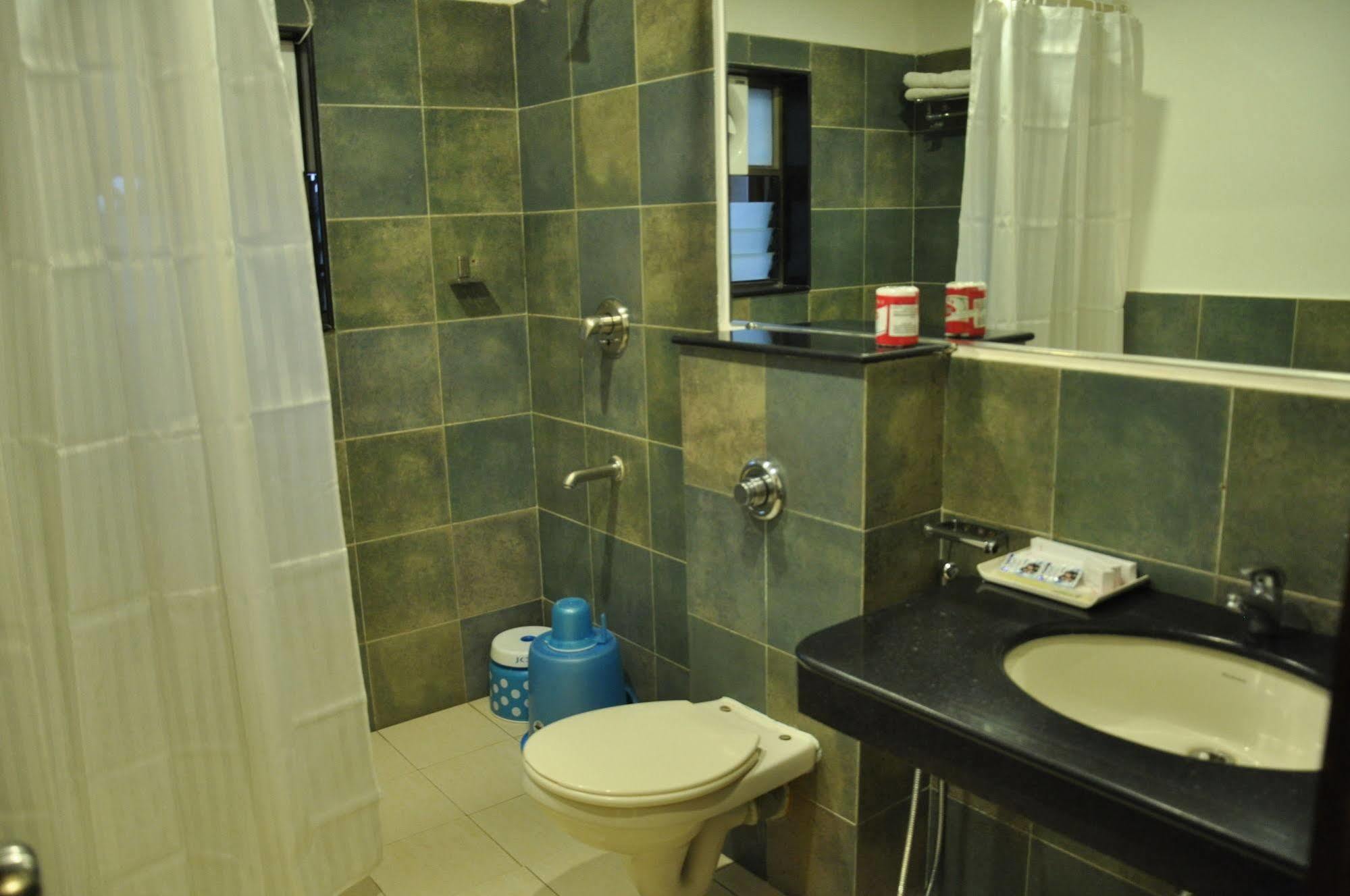 Jabali Palace Hotel Jabalpur Eksteriør billede